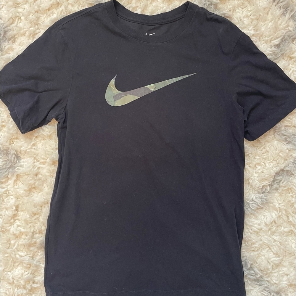 Nike dri-fit Black Short Sleeve Tee with Camo Swoosh